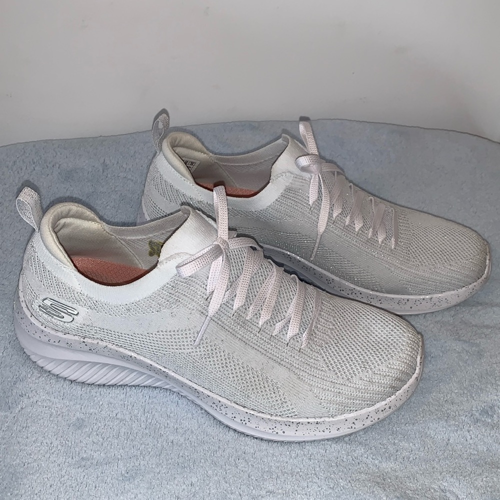 Skechers air, cold memory foam sneakers